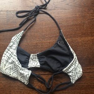 Reversible O’Neil bikini top